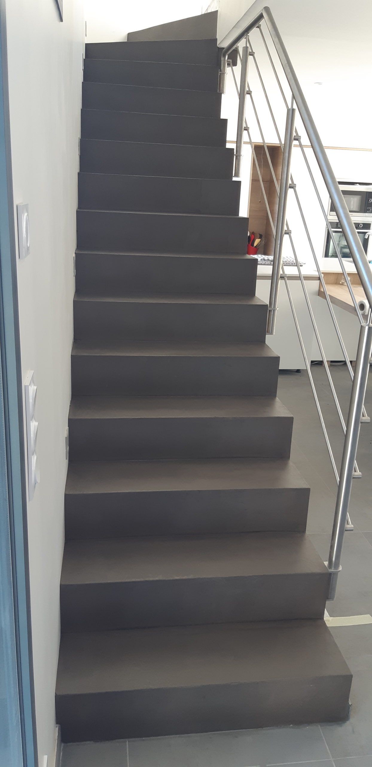 Escalier contemporain et garde corps inox