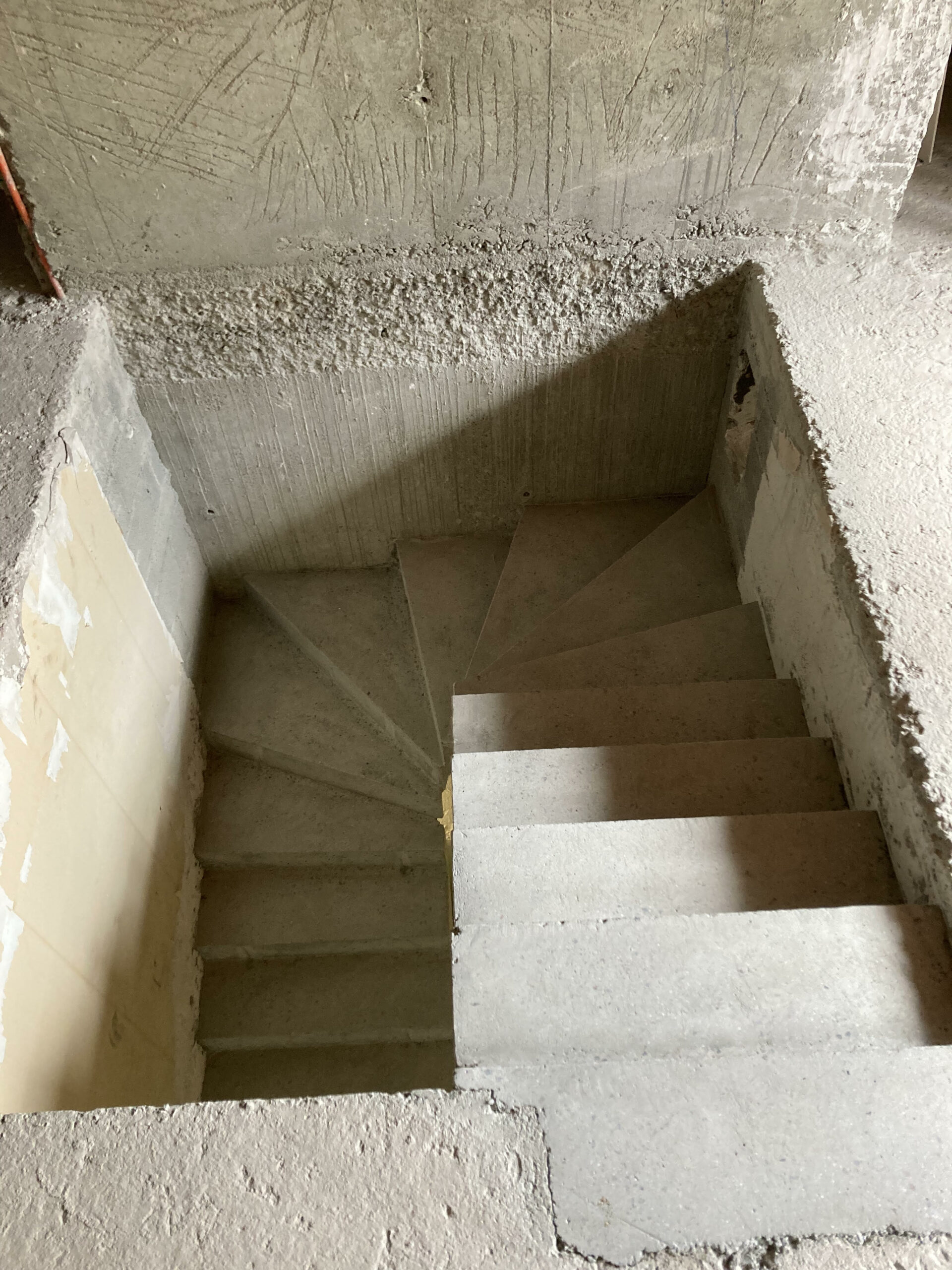 Elaboration d'un escalier de 2,88 mètres, dans un logement individuel, dans le département de la Haute-Vienne.