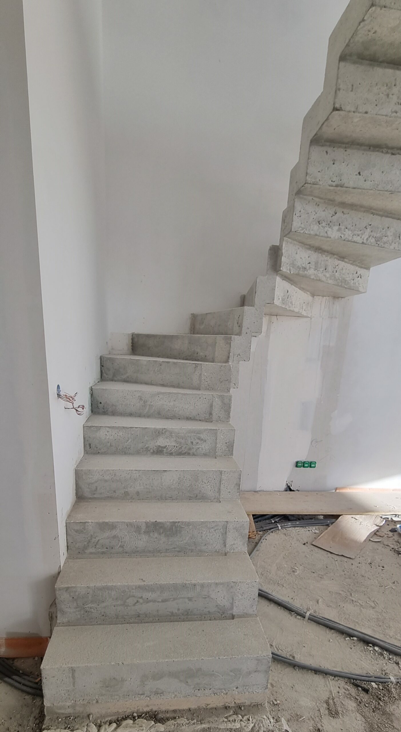 Crémaillère mythique en béton coulée en 40 minutes, dans le département de l'Hérault.