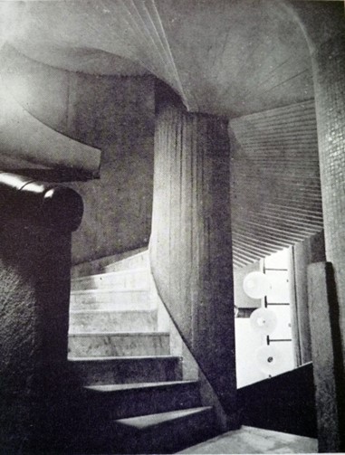 L'Escalier dans l'architecture brutaliste : L’escalier de la Tour Torres Blancas à Madrid
